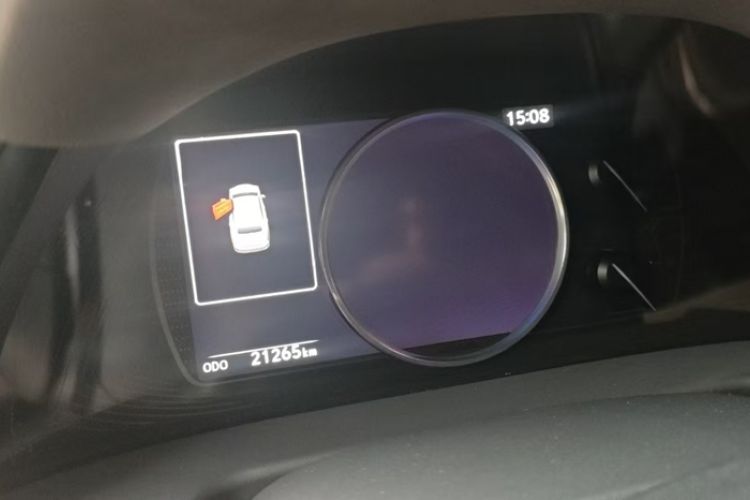 Used Lexus ES 2023 200 Excellence Edition Odometer Close Up