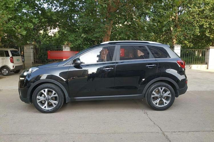 Used Kia KX3 2015 1.6L Automatic Two-Wheel Drive DLX
