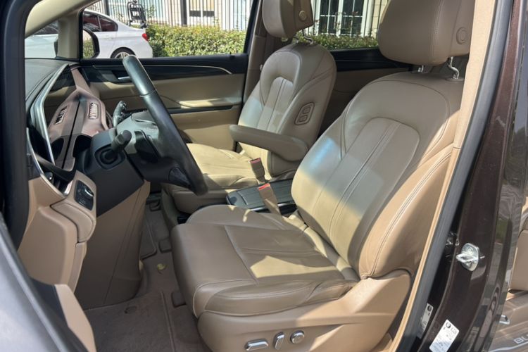 Used Buick GL8 2020 ES Land Cruiser 653T Flagship Model