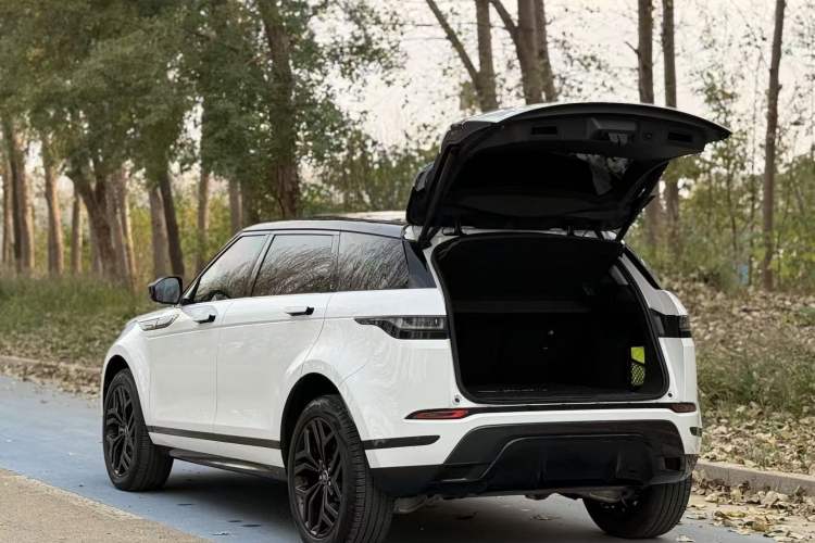 Used Land Rover Range Rover Evoque 2022 Aurora L 249 PS R-Dynamic Luxury Edition
