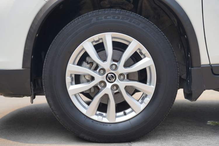 Used Nissan X-Trail 2020 2.0L XL ITS CVT 2WD SmartConnect Comfort Edition Exterior 6