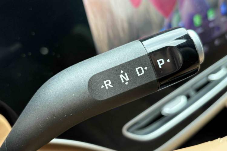 Used Rising R7 2023 Rear-Drive Screen King Edition