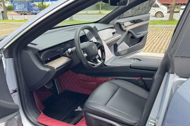 Used NETA S 2022 Extended-Range Version 1160 km Range Rear-Wheel-Drive Compact Edition