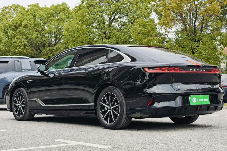 Used VOYAH PASSION 2024 PHEV Four-Wheel Drive Ultra-Long Range Executive Edition