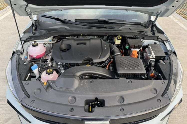 Used Geely Auto Emgrand L HiP 2024 Longteng Edition 1.5TD-DHT Pro 100KM Superior Model