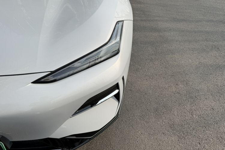 Used Geely Galaxy E8 2025 700 km Long-Range Intelligent Driving Version
