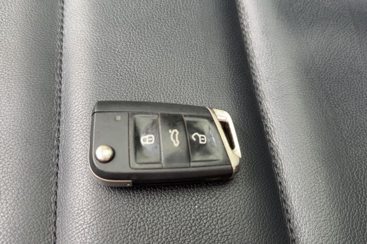 Used Volkswagen Tayron 2019 330TSI Two-Wheel Drive Luxury Model China VI Standard Interior 1