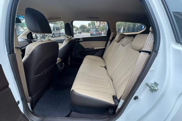 Used Baojun 310W 2017 1.5L Manual Fashion Edition China VI