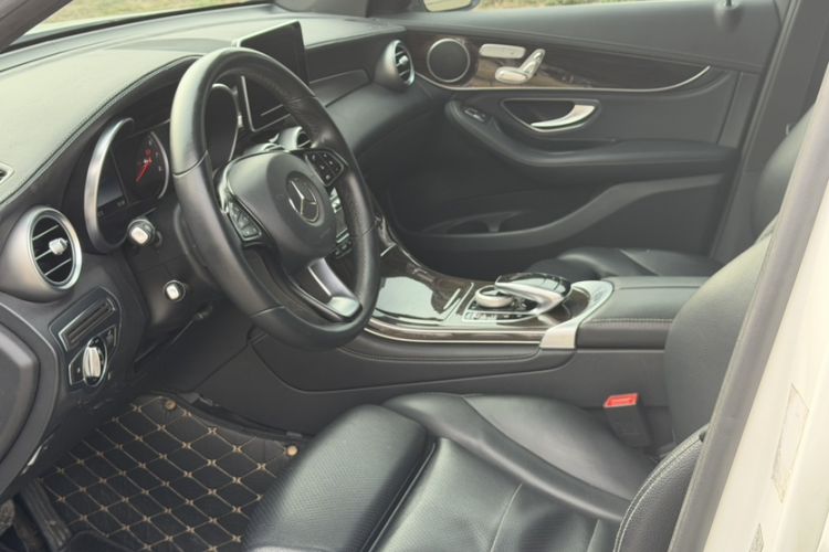 Used Mercedes-Benz GLC 2016 GLC 260 4MATIC Dynamic Edition
