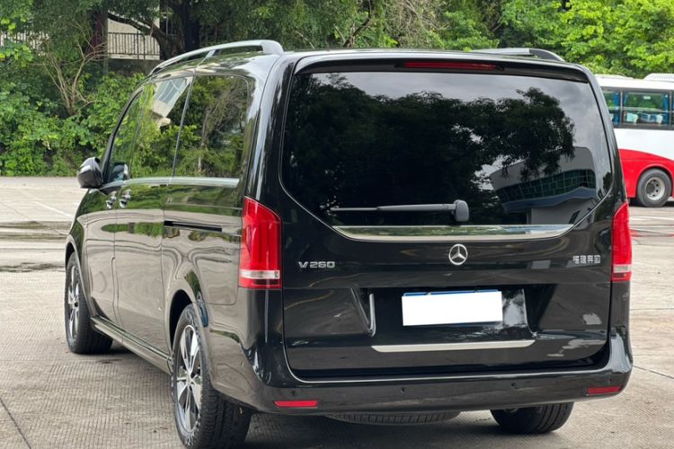Used Mercedes-Benz V-Class 2021 V 260 Prestige Edition Exterior 3