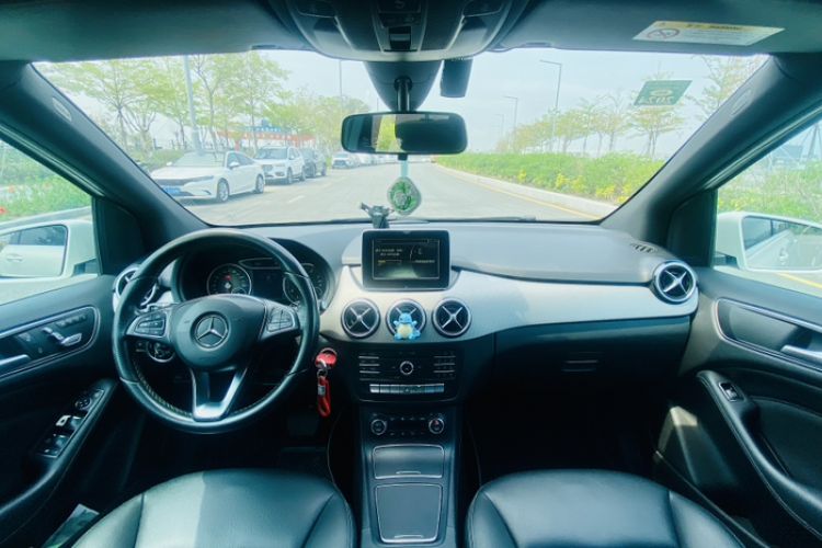 Used Mercedes-Benz B-Class 2015 B 200 Fashion Model