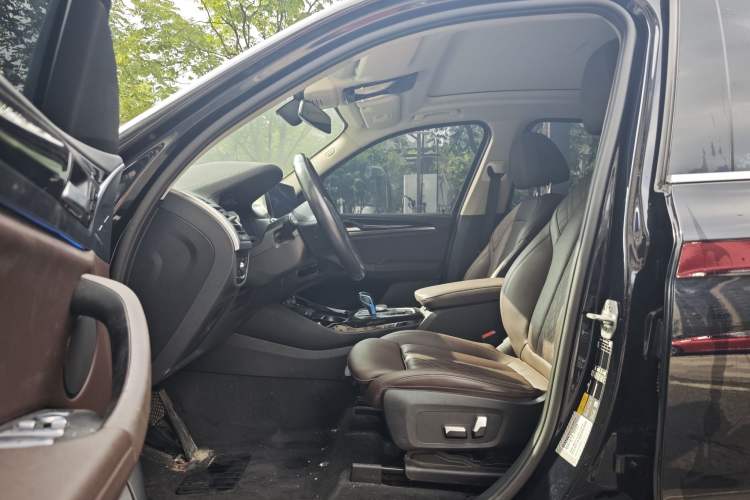 Used BMW iX3 2022 Leading Model
