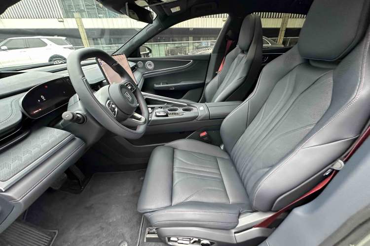 Used Zeekr 001 2026 Model 103° Rear-Drive Max Version Interior 9