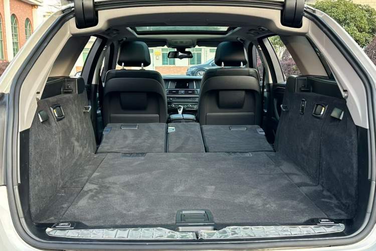 Used BMW 5 Series 2014 520i Touring Edition
