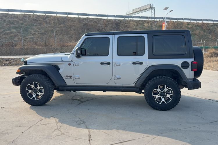 Used Jeep Wrangler 2021 2.0T Robin Hood Four-Door Edition
