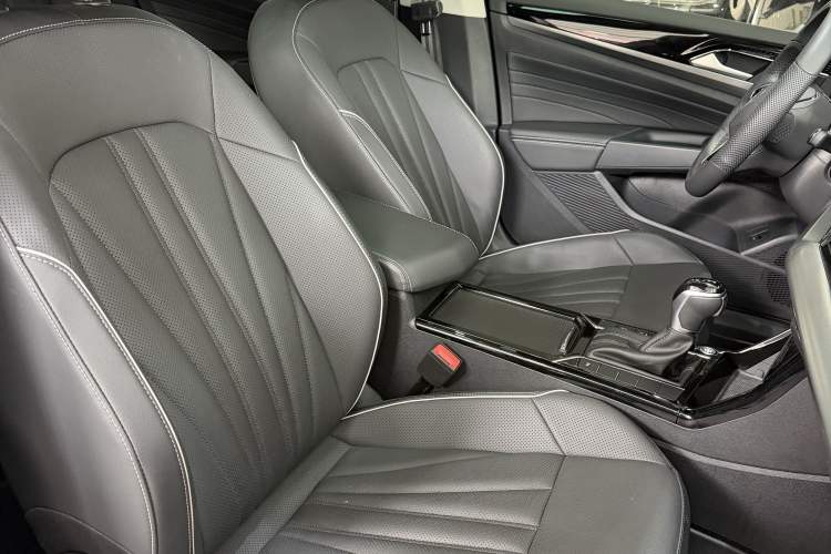 Used Volkswagen Passat 2024 380TSI Starry Dragon Edition