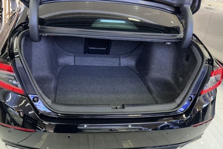 Used Honda Accord 2022 260TURBO Phantom Night · Prestige Edition
