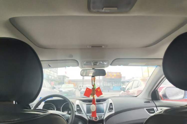 Used Hyundai Elantra (5th Generation / Langdong) 2016 1.6L Manual Luxury Model
