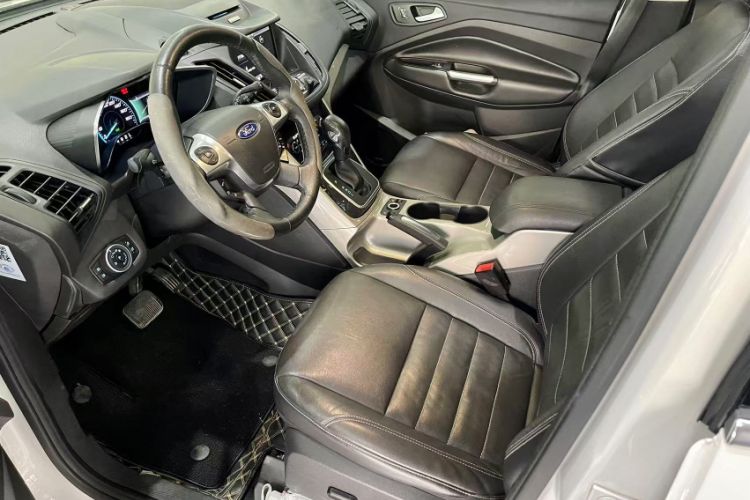 Used Ford C-MAX 2017 2.0L Energi (Imported)