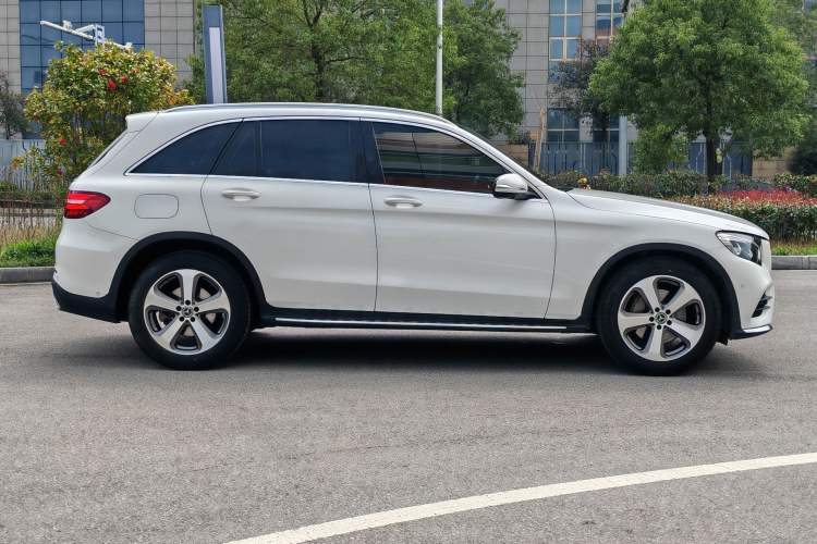 Used Mercedes-Benz GLC 2017 GLC 300 4MATIC Sport Edition