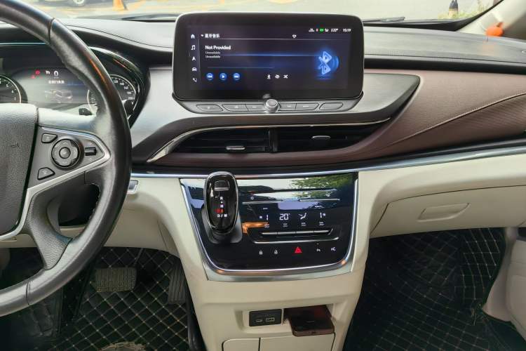 Used Buick GL8 2021 Land Cruiser Executive 652T Premium Model