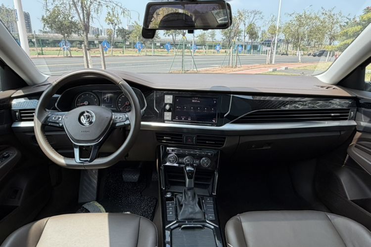 Used Volkswagen Passat 2019 330TSI Elite Edition China VI