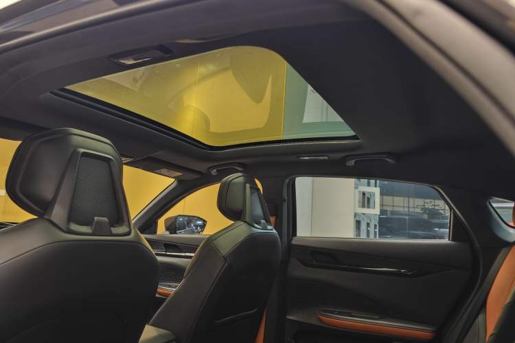 Used CHANGAN UNI-V 2022 1.5T Smart Navigation Version Headliner