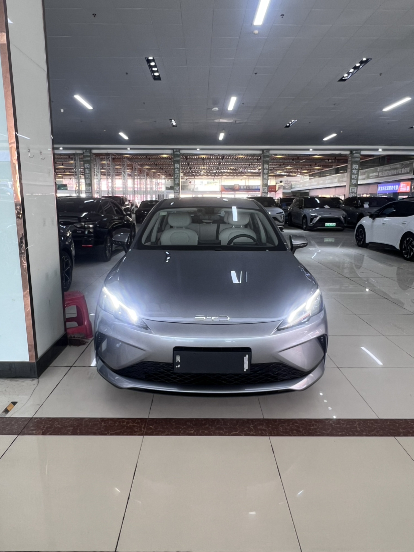 BYD Seal 05 DM-i 2025 DM-i Smart Drive 55KM Luxury Model — снимка 4
