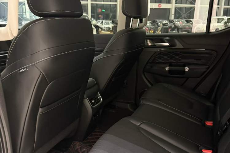 Used Tank 300 2025 2.0T Conqueror Interior 2