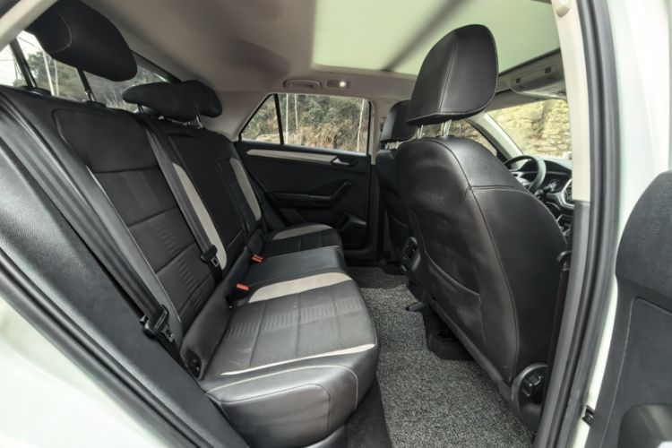 Used Volkswagen T-ROC 2022 280TSI DSG Two-Wheel Drive Elite PLUS