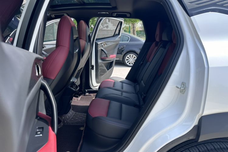 Used Lynk & Co 06 2020 1.5T JinPro model Interior 3