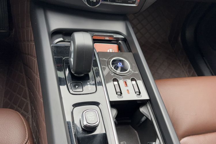 Used Volvo XC60 2023 B5 4x4 Smart Luxury Edition