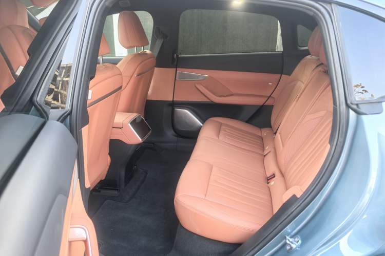 Used ONVO L60 2024 60 kWh Rear-Drive Version
