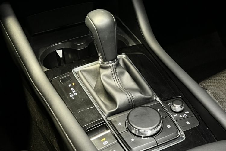 Used Mazda 3 Axela 2023 2.0L Automatic ZhiXuan Edition