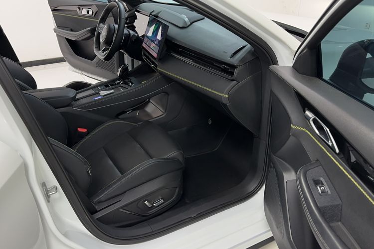 Used Lynk & Co 03 2023 1.5TD DCT JingPro
