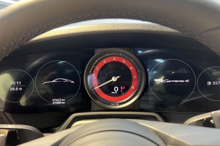 Used Porsche 911 2020 Carrera 4 3.0T Odometer Close Up