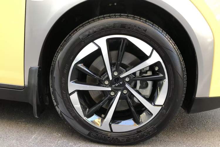 Used AION Y 2022 Plus 70 Smart Edition