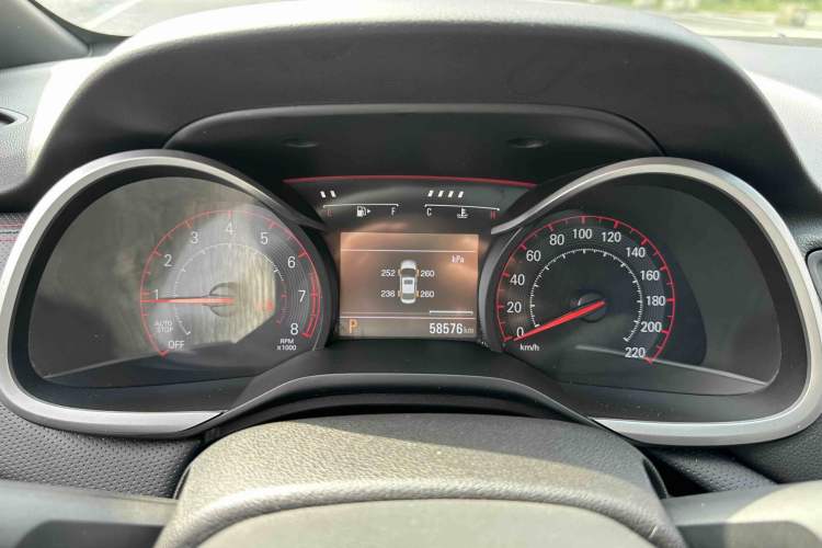 Used Chevrolet Monza 2020 Light Hybrid RS 330T Automatic Comfort Edition Odometer Close Up