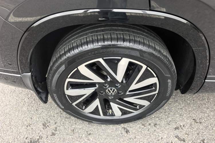 Used Volkswagen Tayron 2023 Revised Version 380TSI All-Wheel Drive R-Line High-Energy Edition Exterior 10