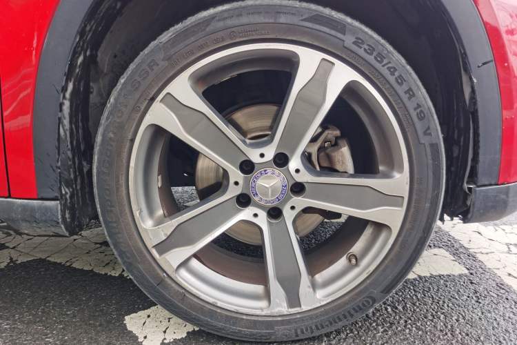 Used Mercedes-Benz GLA 2015 GLA 220 4MATIC Luxury Model Exterior 7