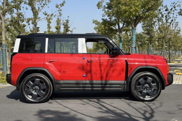 Used iCAR 03T 2024 501km Four-wheel Drive Long-Range Version
