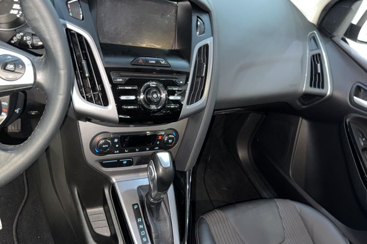 Used Ford Focus 2012 Hatchback 1.6L Automatic Fashion Edition