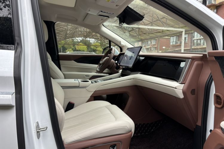 Used BYD Xia 2025 DM-i 1.5T 180km Beyond Edition