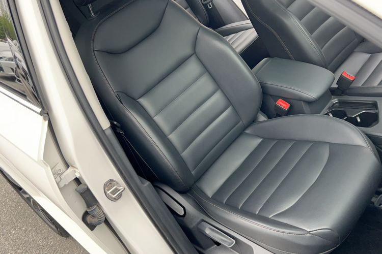 Used Volkswagen Tharu 2019 280TSI Two-Wheel Drive Luxury Edition China V Standard Right Front Seat