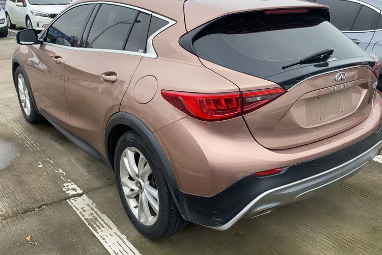 Used Infiniti QX30 2017 1.6T Two-Wheel Drive Fashion Edition
