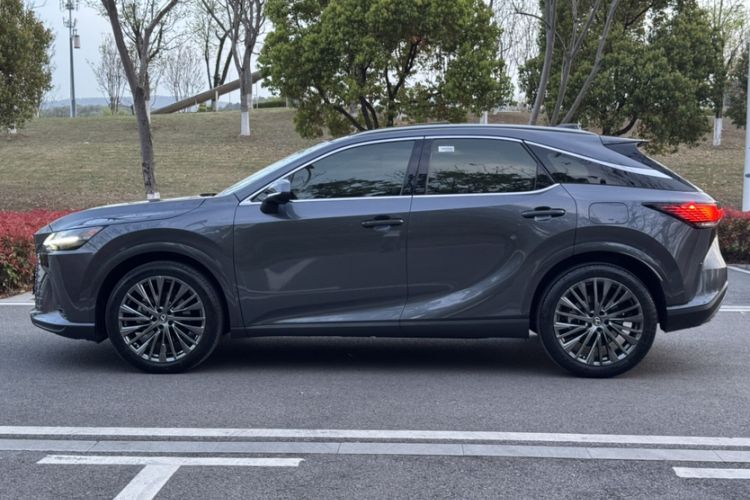 Used Lexus RX 2023 350h Four-Wheel Drive Enjoyment Version Exterior 4