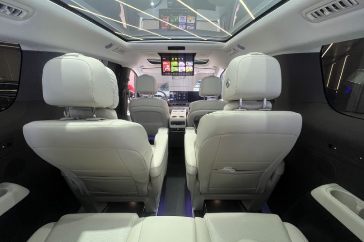 Used Li Auto MEGA 2024 Ultra Model