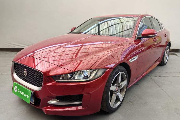 Used Jaguar XE 2015 2.0T 200 PS R-Sport