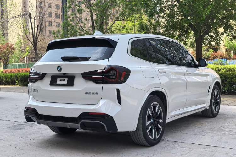 Used BMW iX3 2022 Leading Model Exterior 8