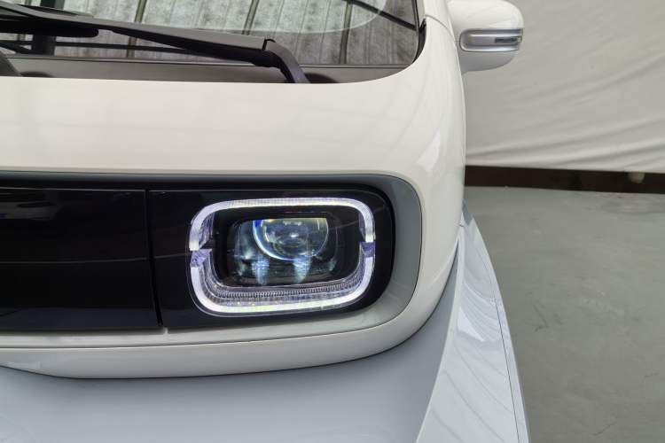 Used Baojun KiWi EV 2022 Artist Lite Edition Ternary Lithium